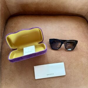 Gucci Women’s Black Square Sunglasses with Case GG0029S 001 50/22/140